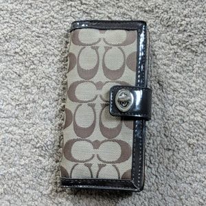 Coach wallet